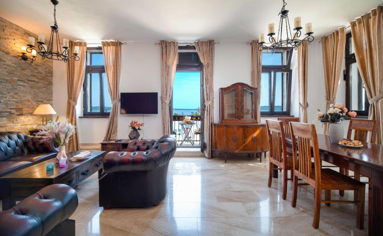 Luxury Apartments Perko Kaštela Eksteriør bilde