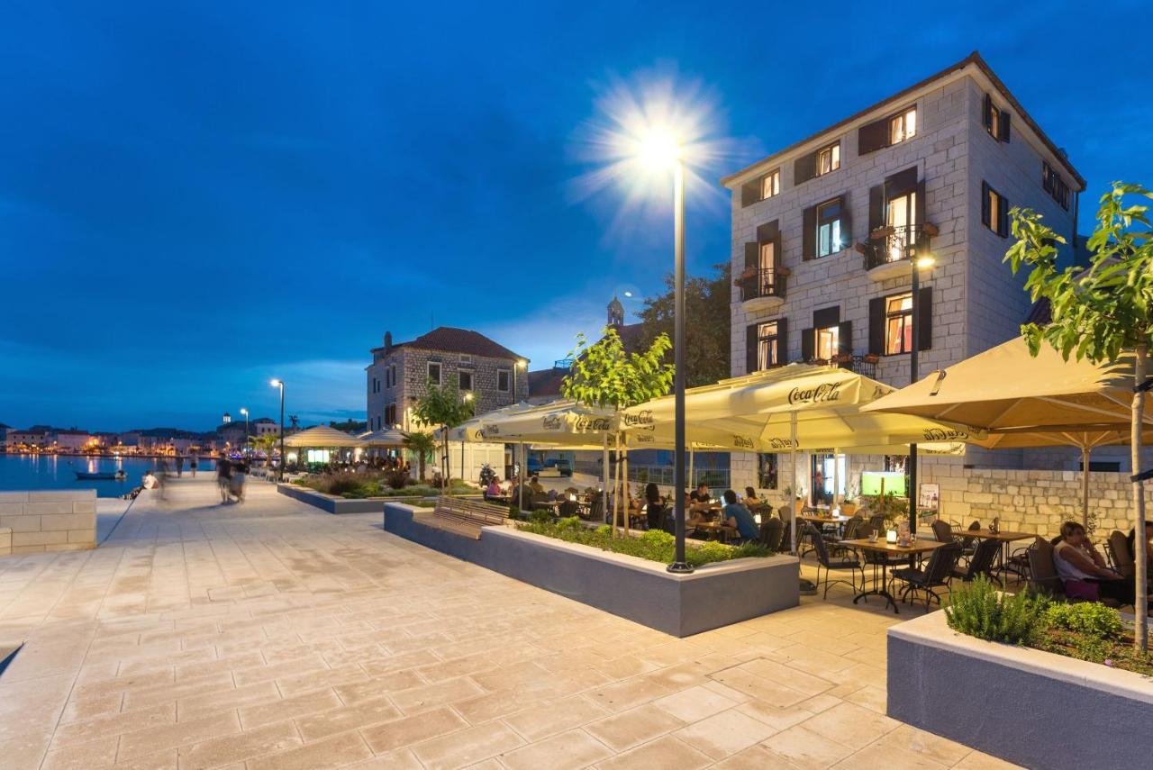 Luxury Apartments Perko Kaštela Eksteriør bilde