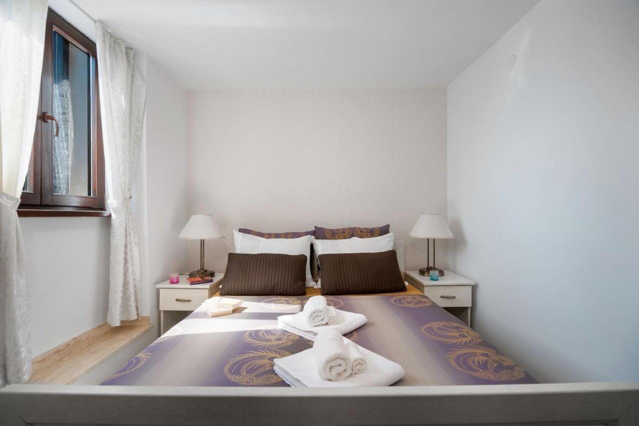 Luxury Apartments Perko Kaštela Eksteriør bilde