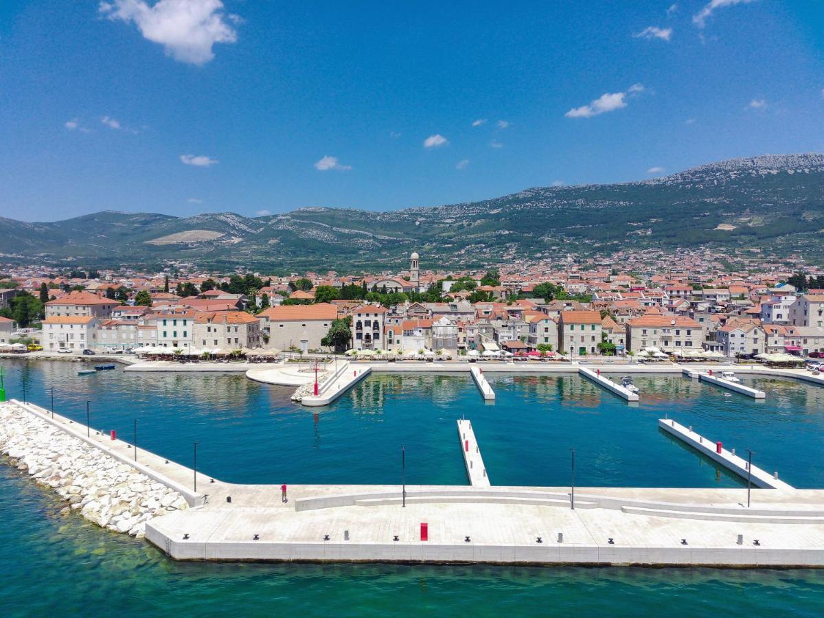 Luxury Apartments Perko Kaštela Eksteriør bilde